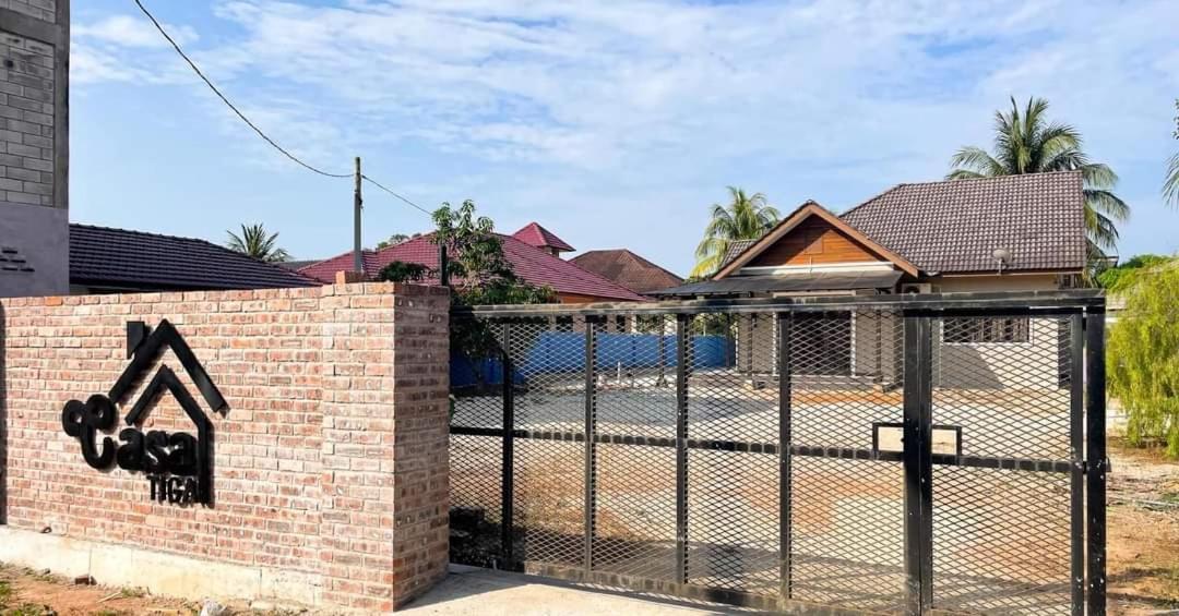 Casa Tiga Homestay Besut Kampung Kuala Besut Екстериор снимка