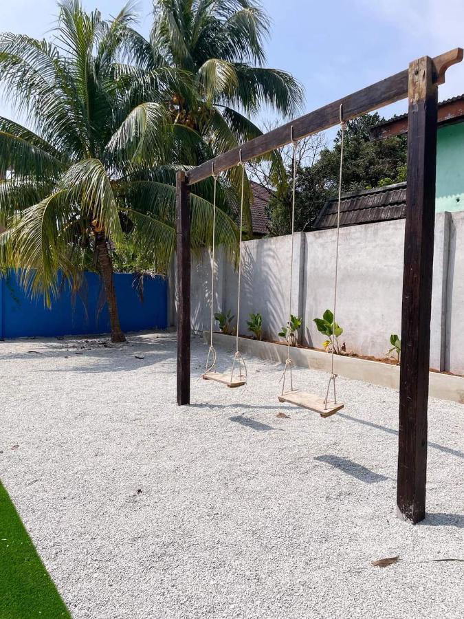 Casa Tiga Homestay Besut Kampung Kuala Besut Екстериор снимка