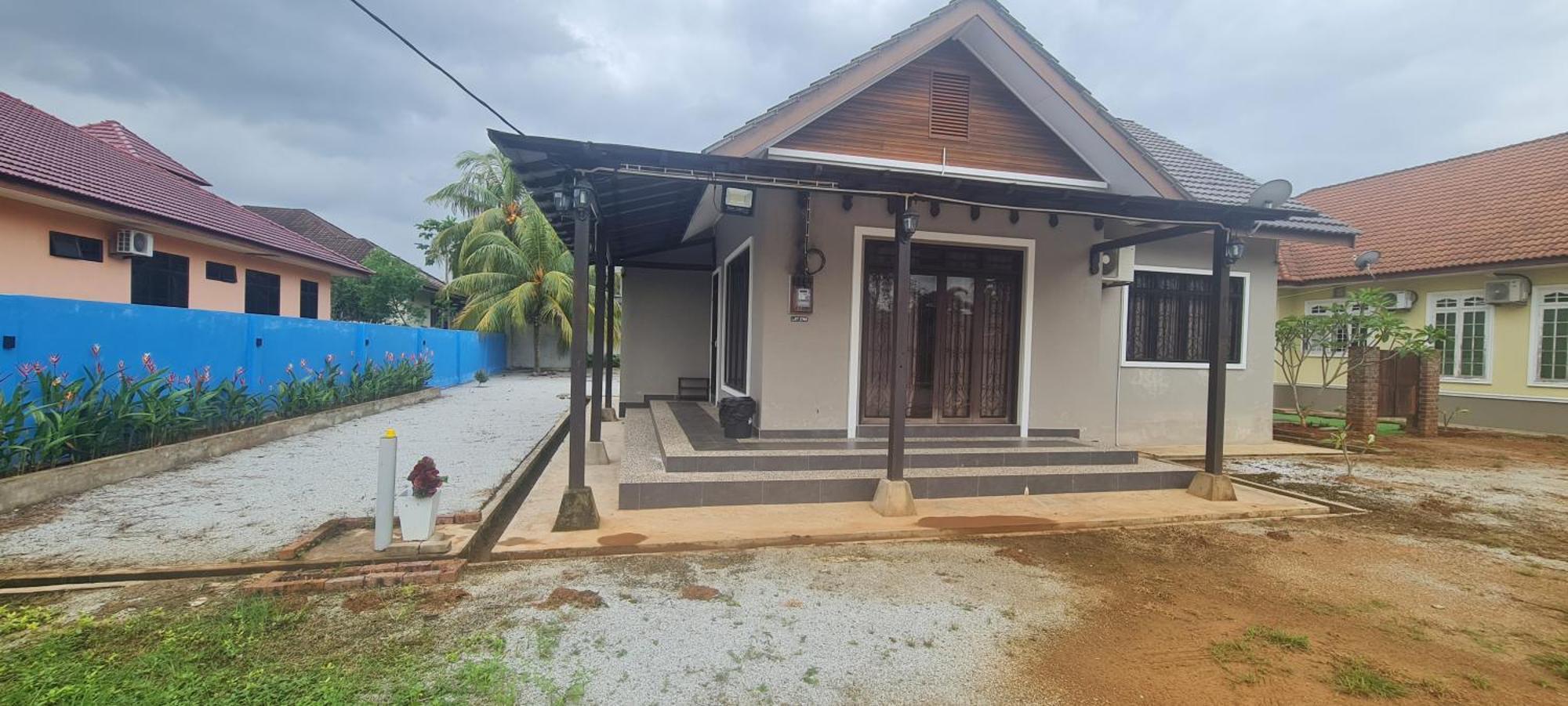 Casa Tiga Homestay Besut Kampung Kuala Besut Екстериор снимка